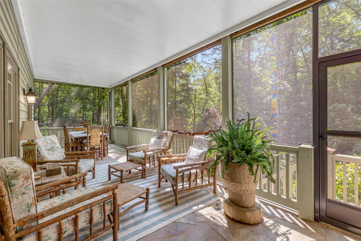 285 Streamside Drive