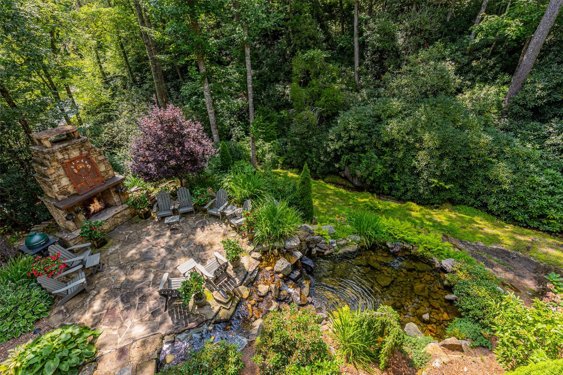 285 Streamside Drive