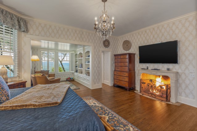 815 Ravenel Ridge Road