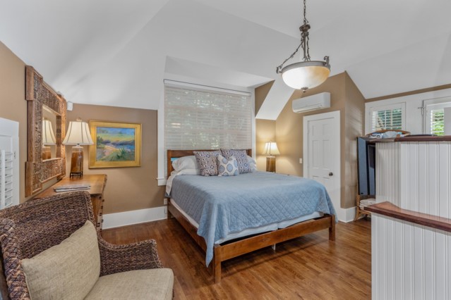 815 Ravenel Ridge Road