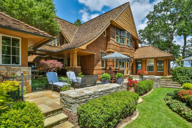 815 Ravenel Ridge Road