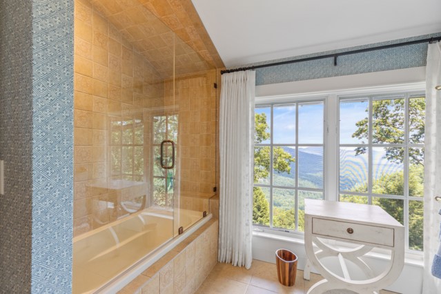 815 Ravenel Ridge Road