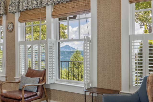 815 Ravenel Ridge Road