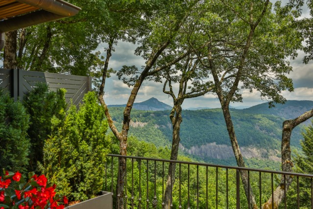 815 Ravenel Ridge Road