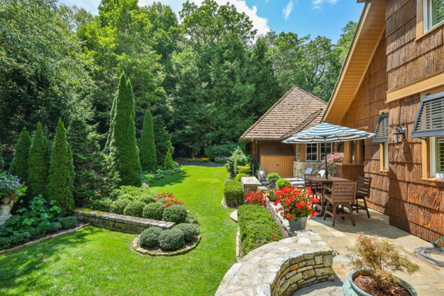 815 Ravenel Ridge Road