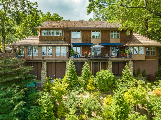 815 Ravenel Ridge Road