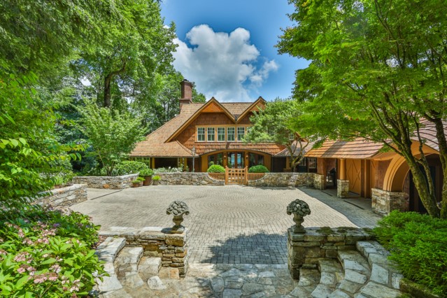 815 Ravenel Ridge Road