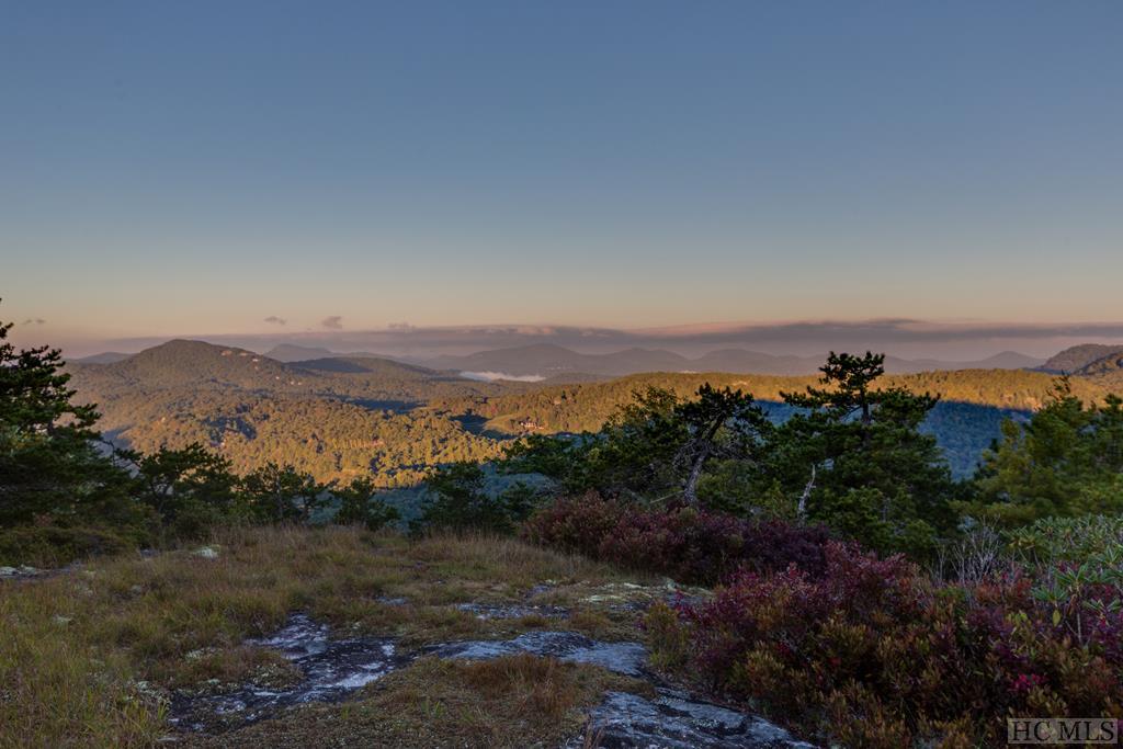 500/502 Sheer Rock Road
