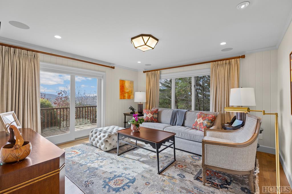 1131 Garnet Rock Trail