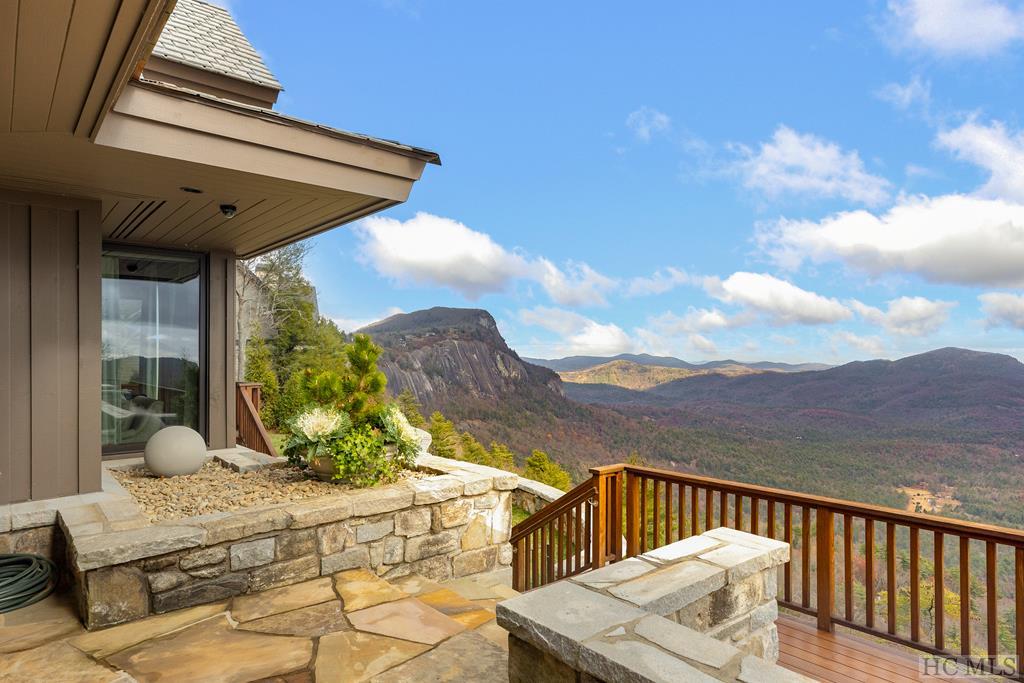 1131 Garnet Rock Trail