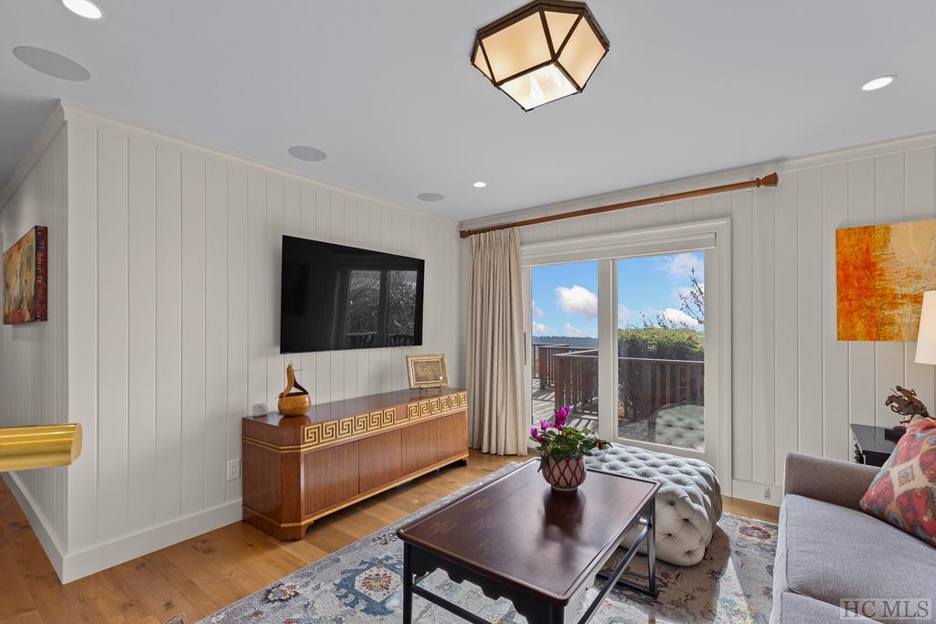 1131 Garnet Rock Trail