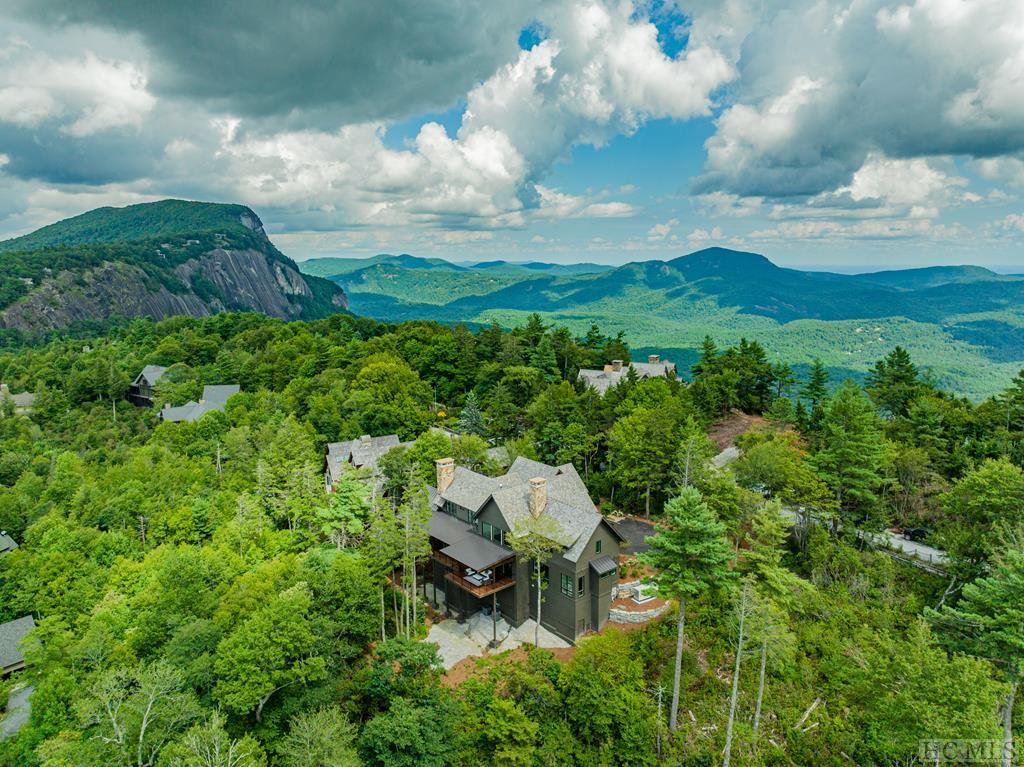 979 Garnet Rock Trail
