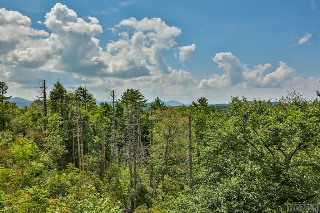 979 Garnet Rock Trail