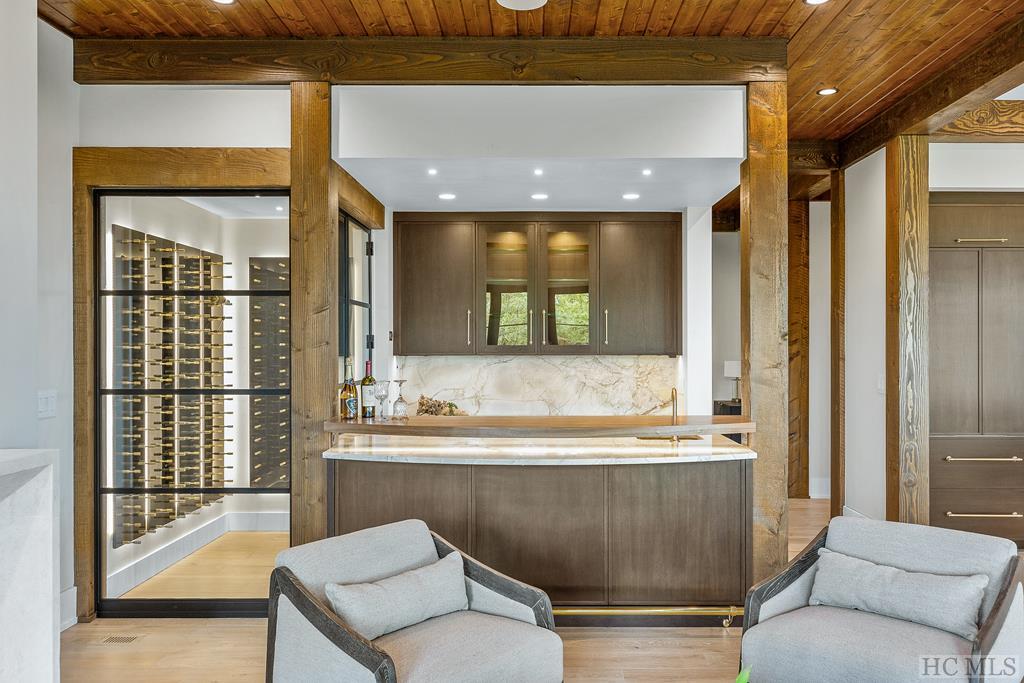 979 Garnet Rock Trail