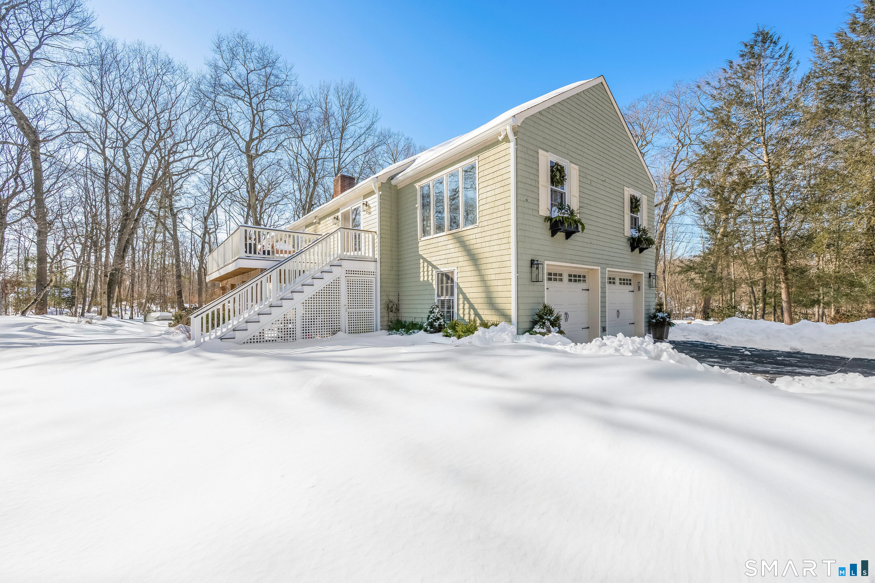 45 Ledgewood Drive