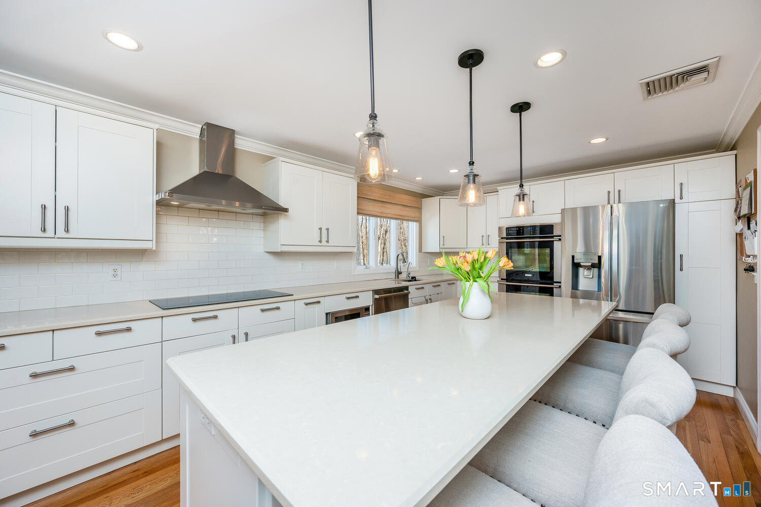 45 Ledgewood Drive