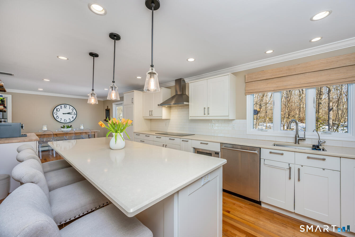 45 Ledgewood Drive