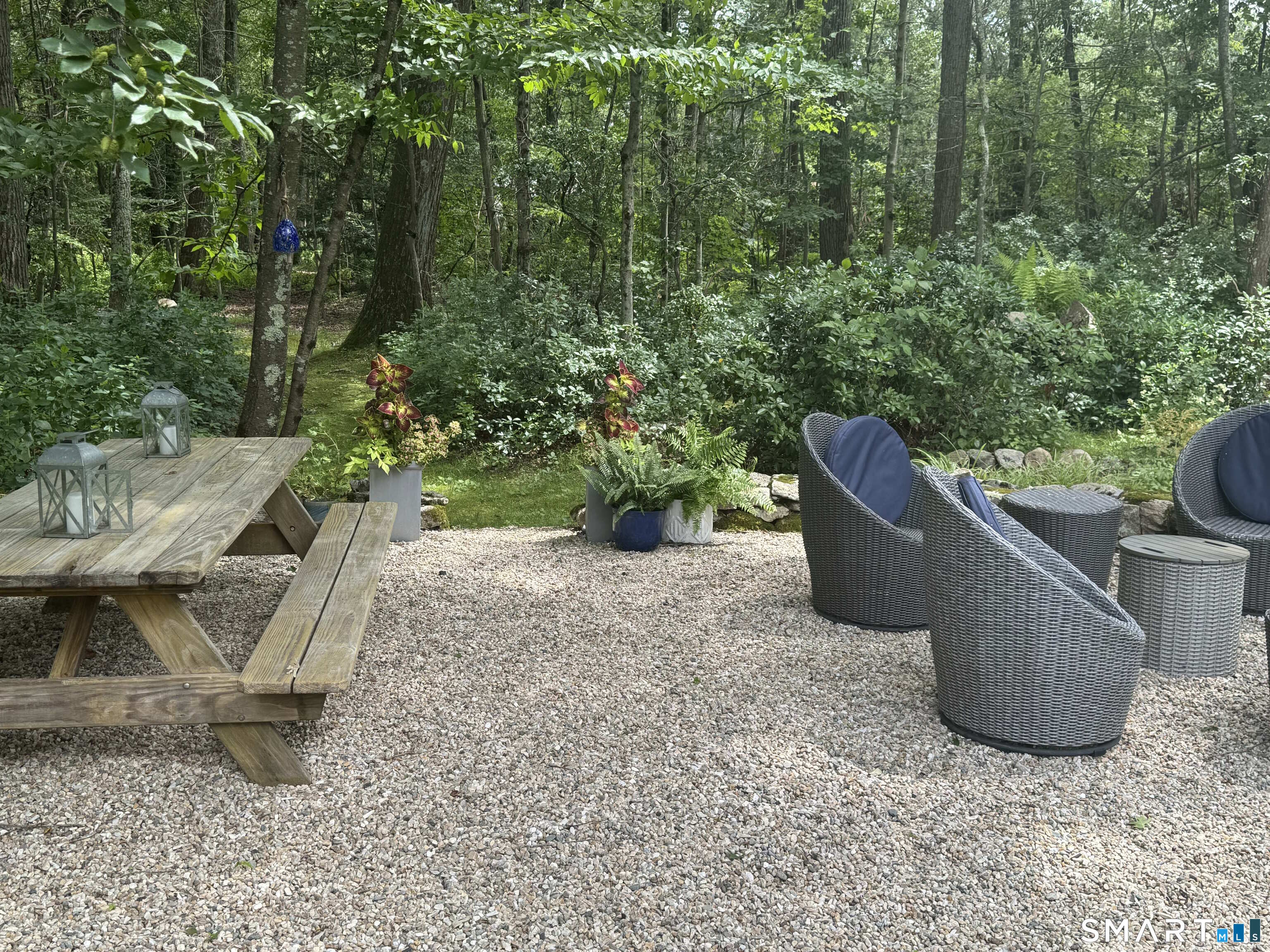45 Ledgewood Drive