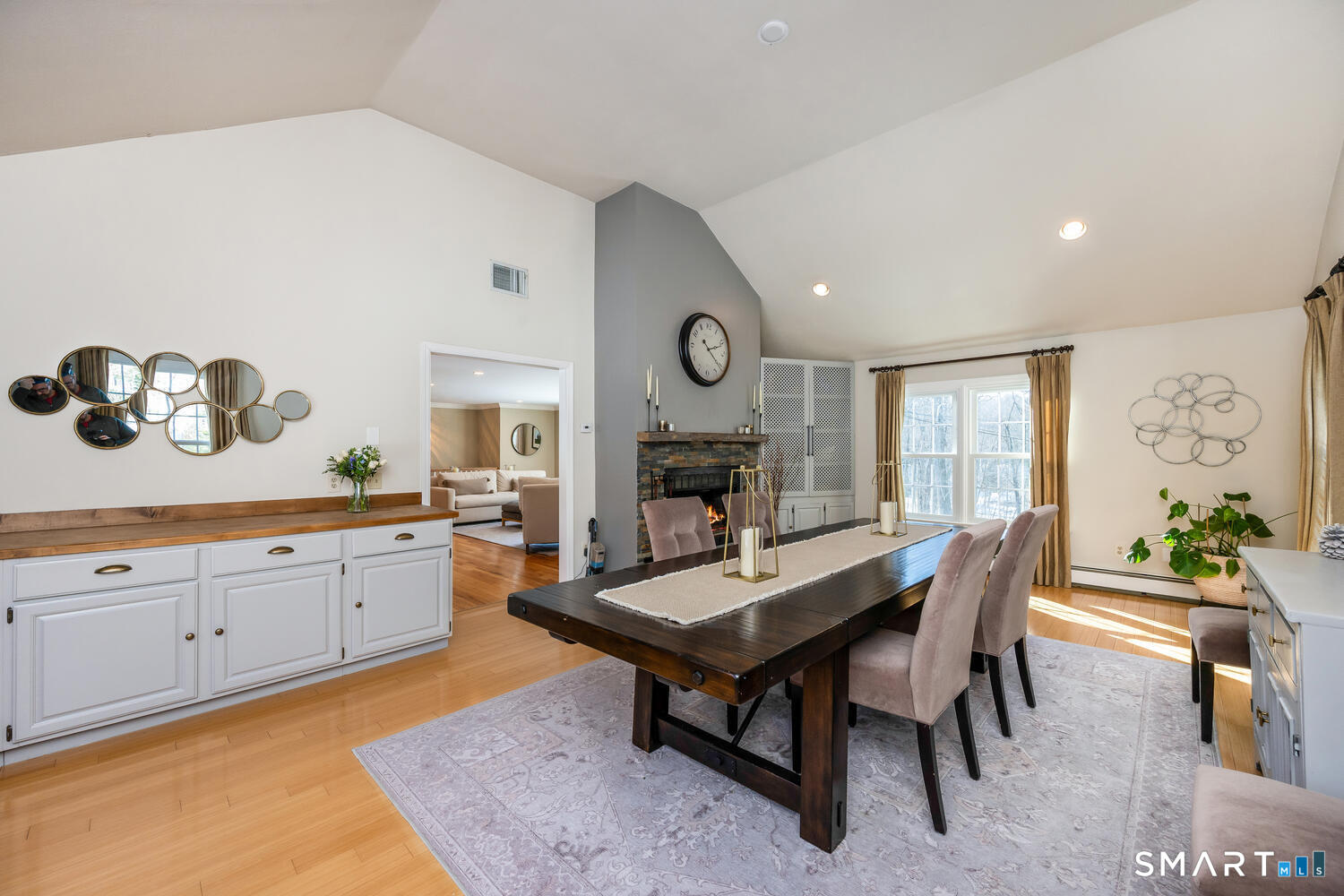 45 Ledgewood Drive