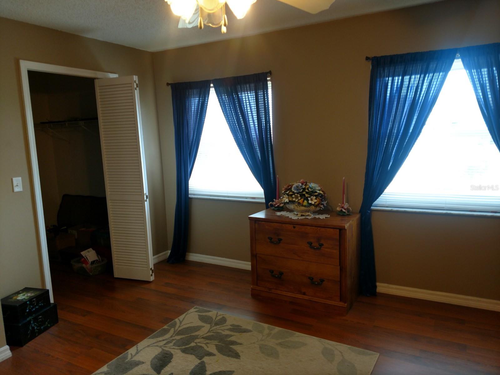 24 N CORAL REEF CT N