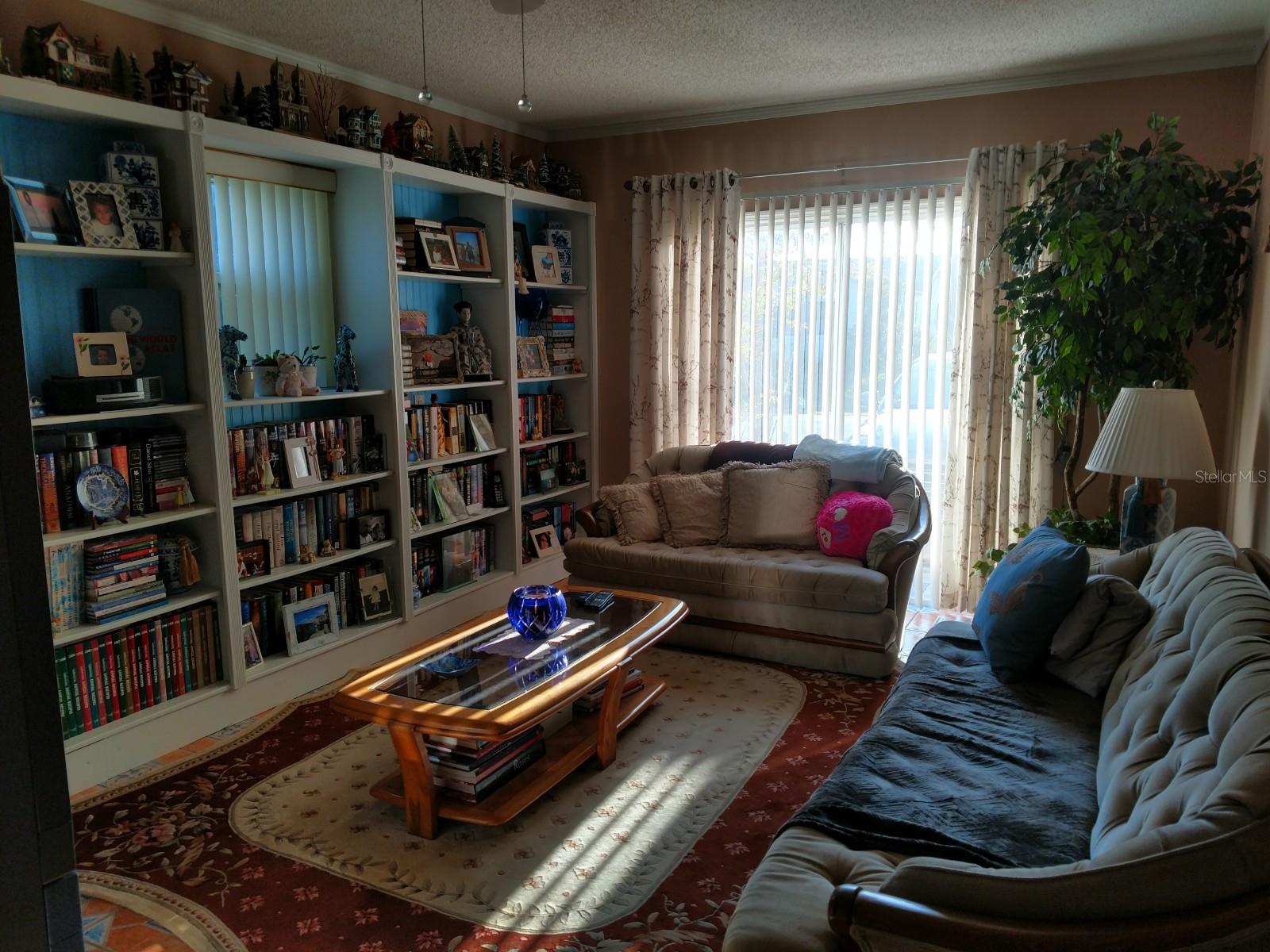 24 N CORAL REEF CT N