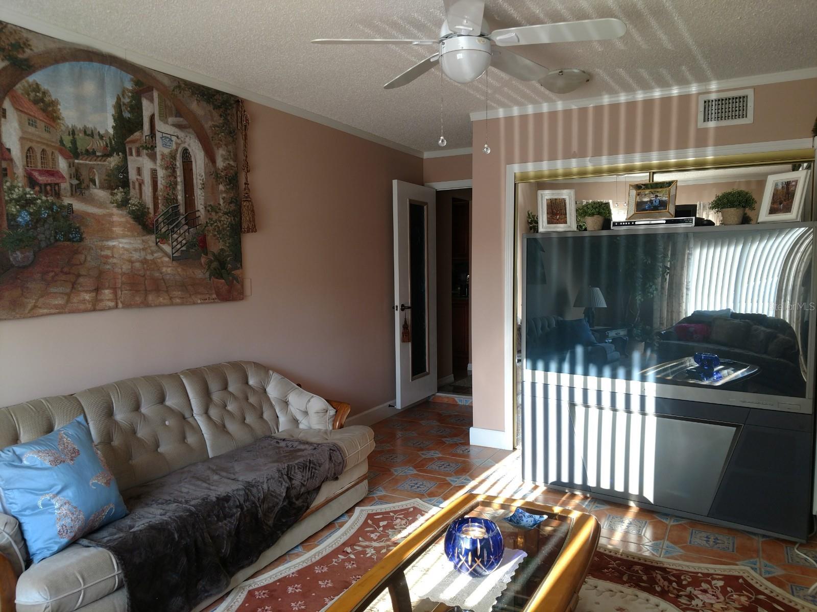 24 N CORAL REEF CT N