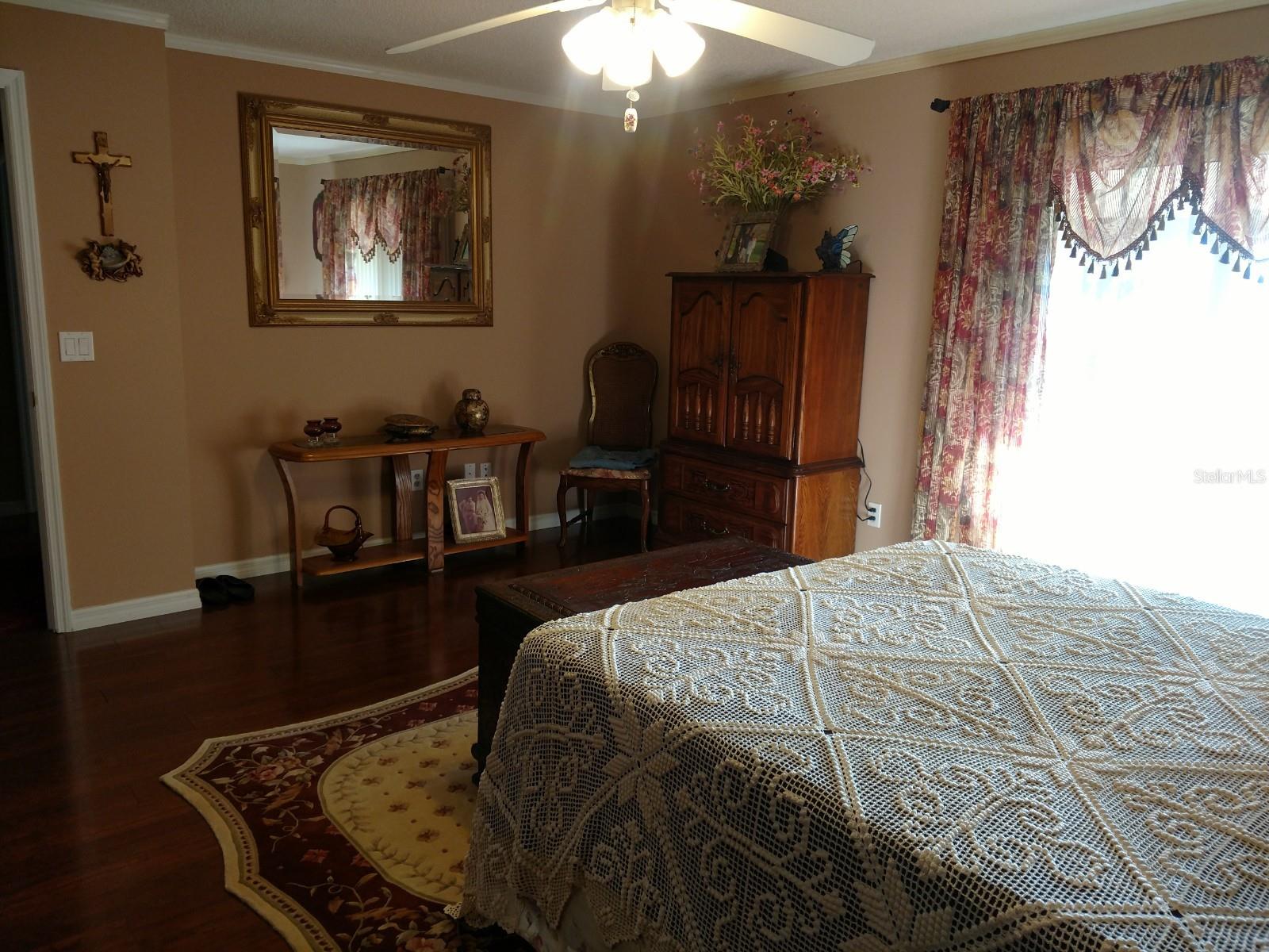 24 N CORAL REEF CT N