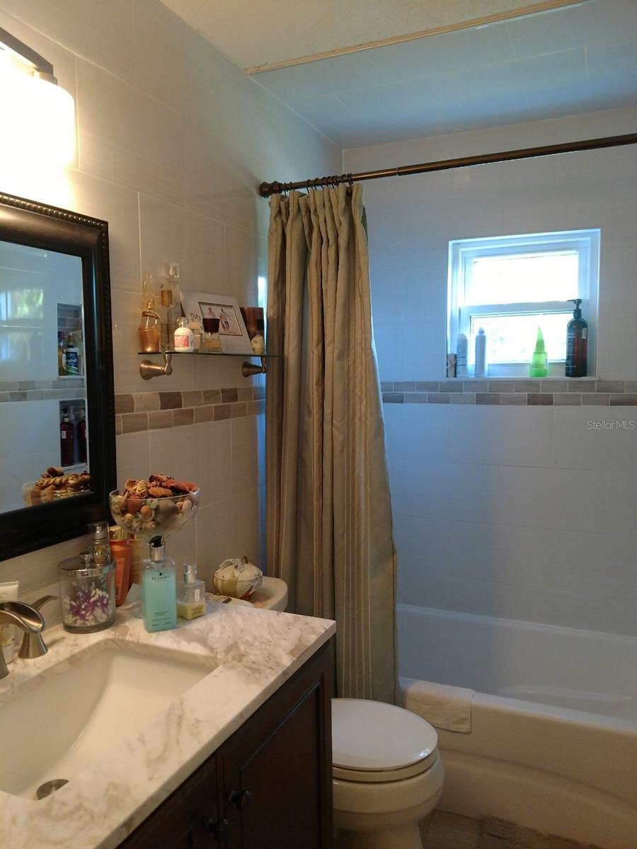 24 N CORAL REEF CT N