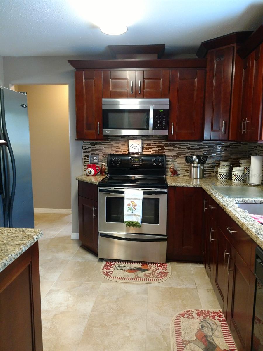 24 N CORAL REEF CT N