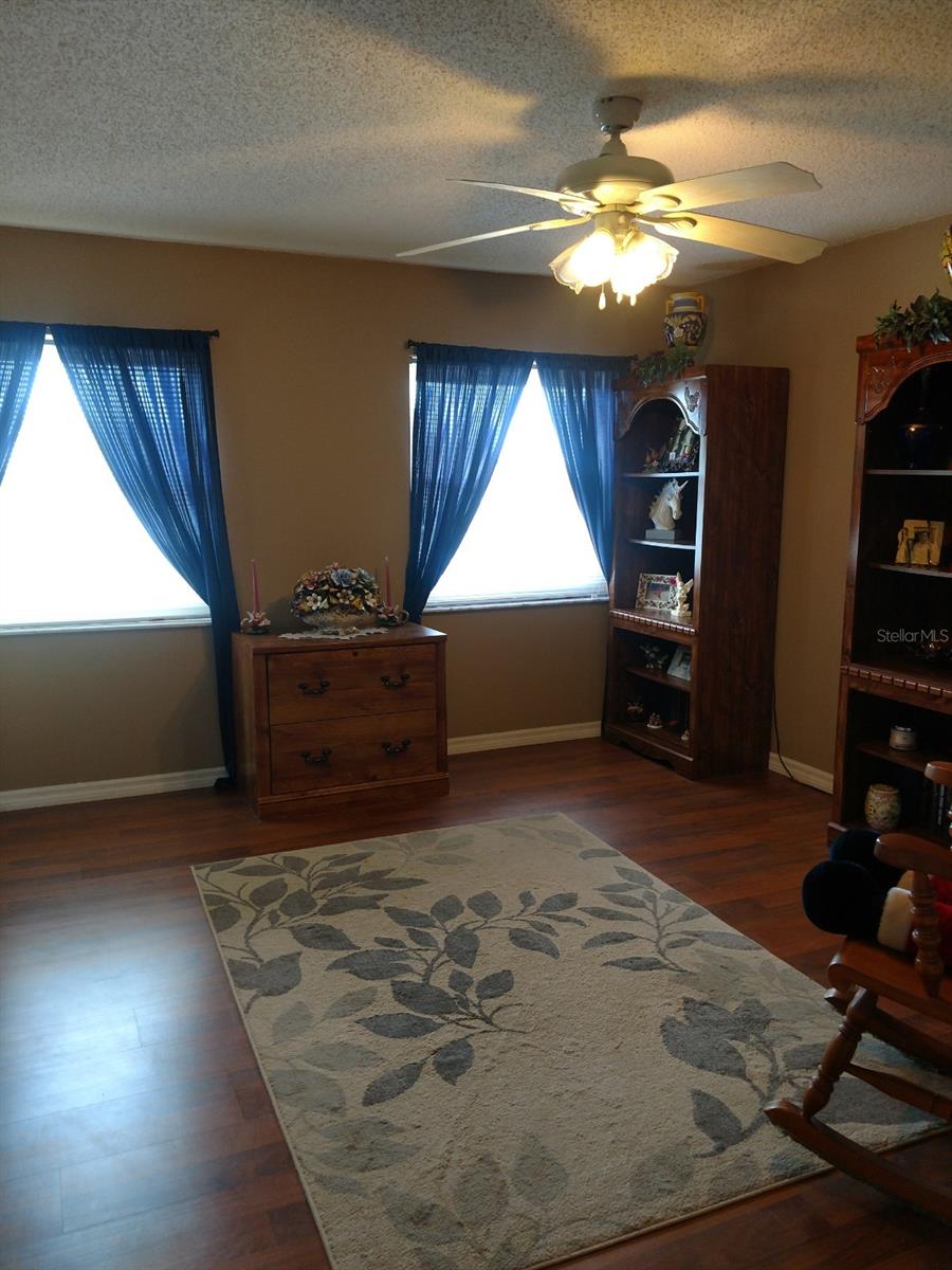 24 N CORAL REEF CT N