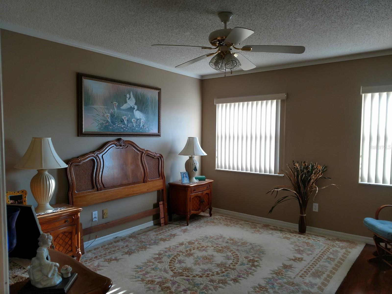 24 N CORAL REEF CT N