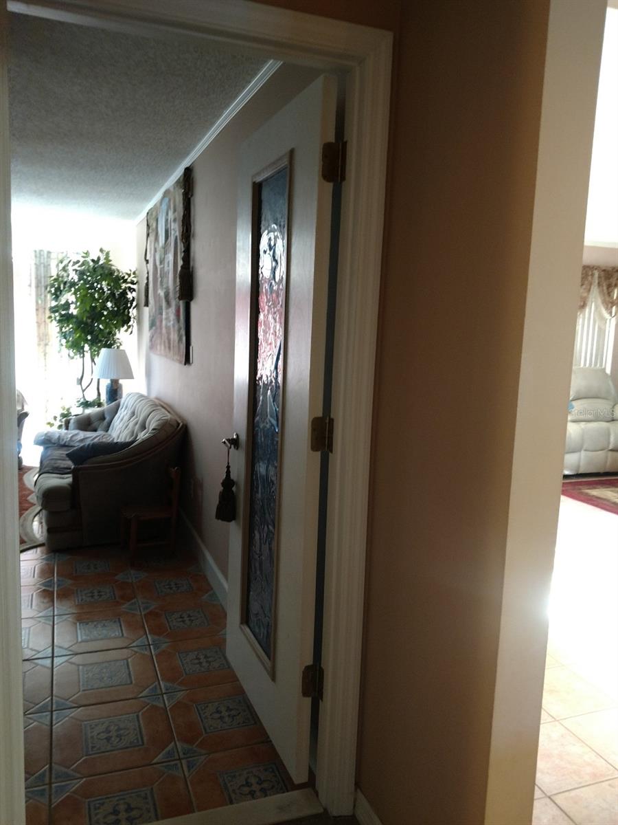 24 N CORAL REEF CT N