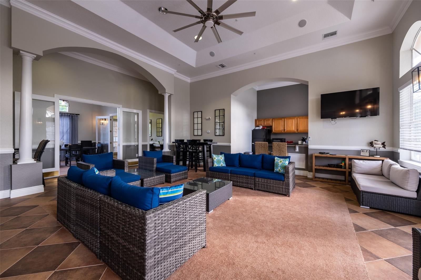 940 Village TRAIL Unit: 9-303