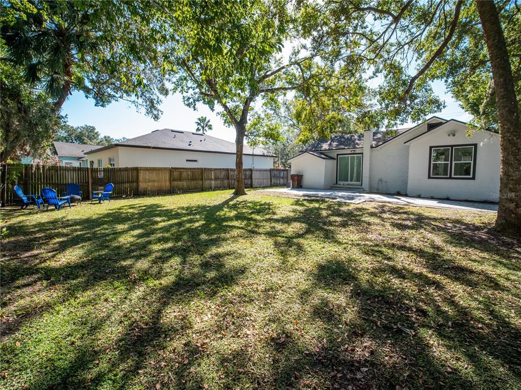 600 CELERY AVE