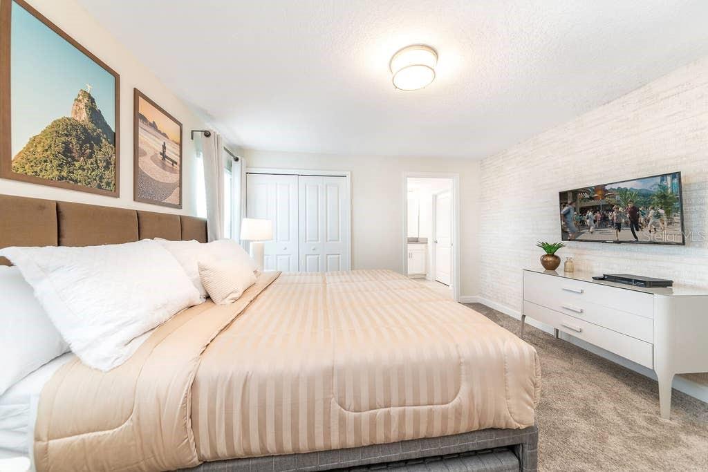 8971 CABOT CLIFFS DR