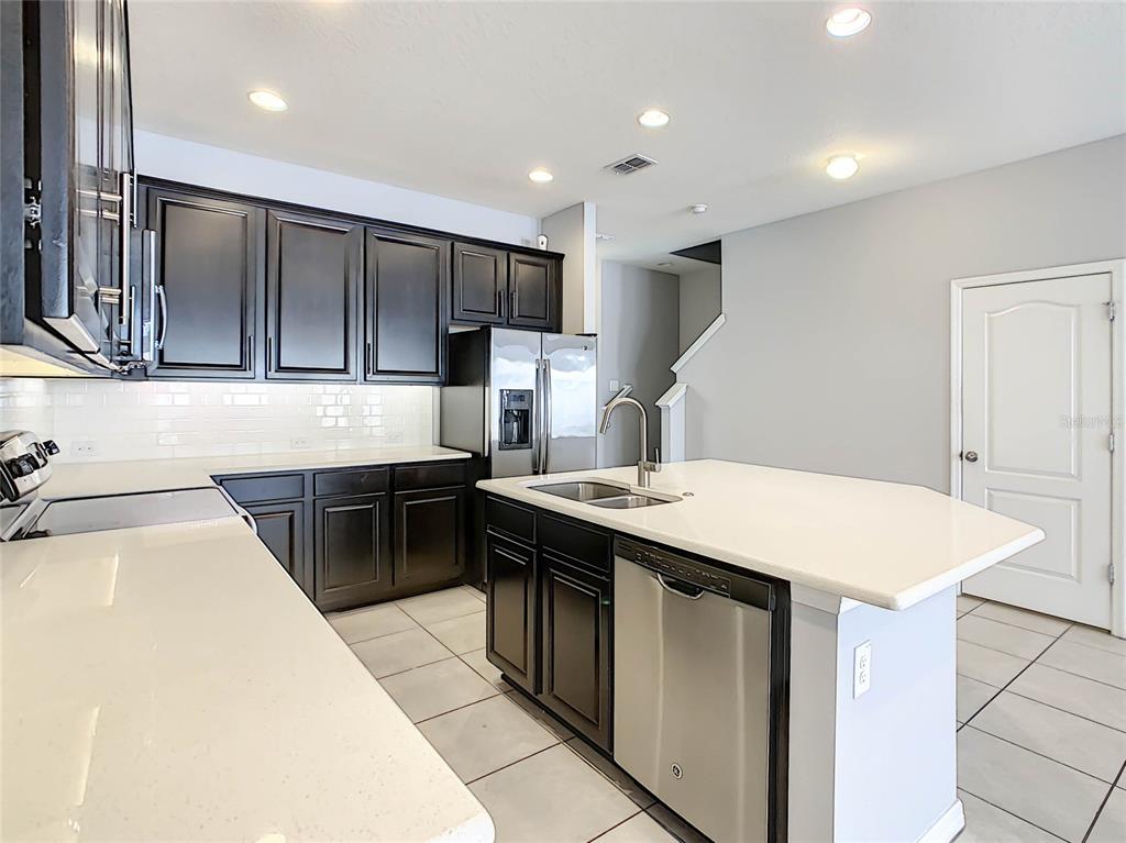 11255 GRANDER DR