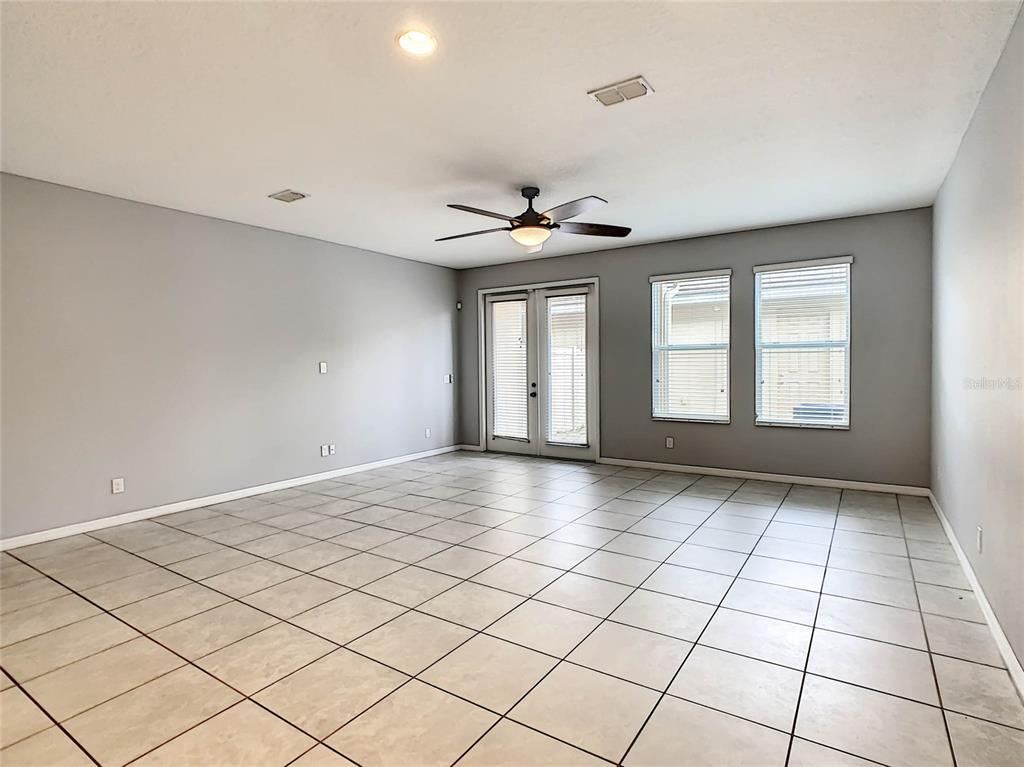 11255 GRANDER DR