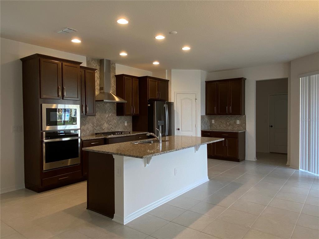 17047 WYNFORD LN