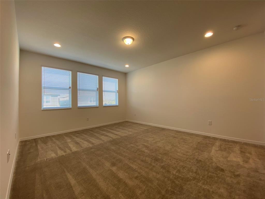 17047 WYNFORD LN