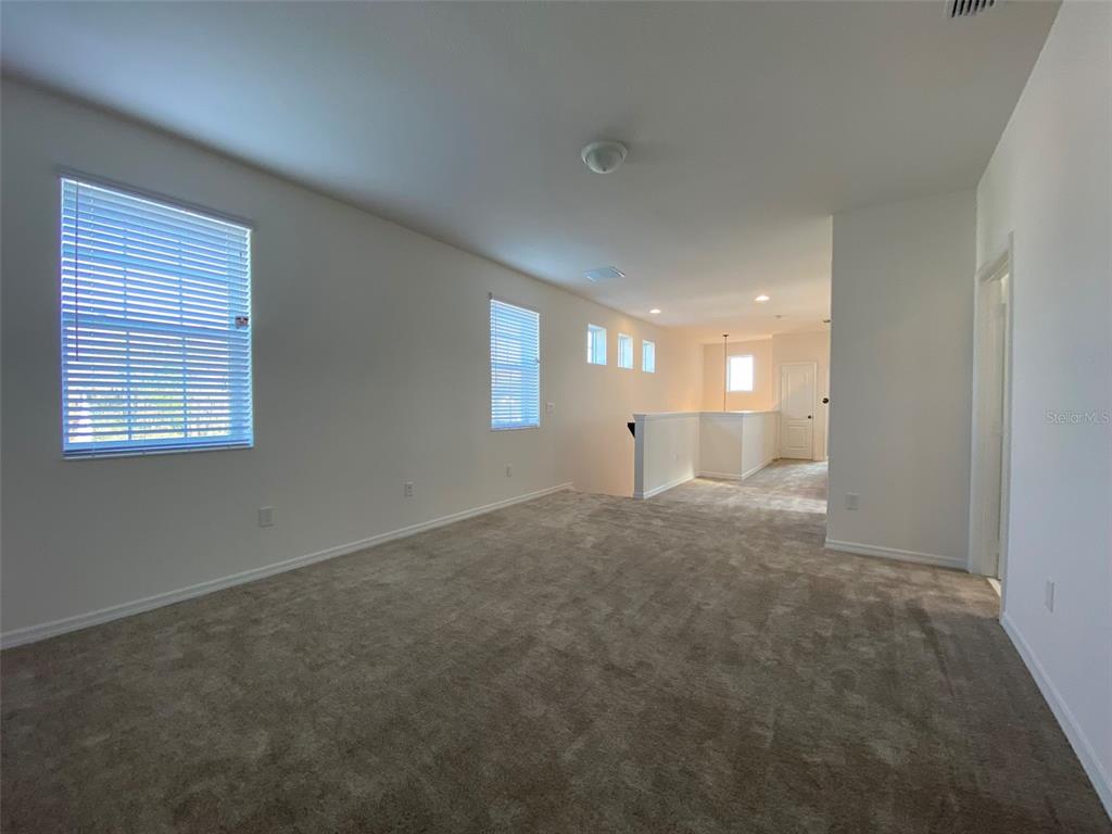 17047 WYNFORD LN