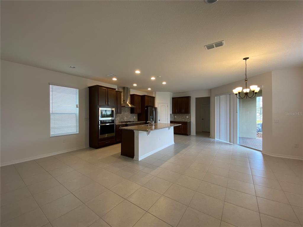 17047 WYNFORD LN