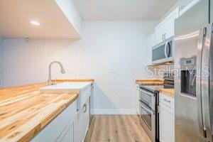 946 TENNIS WAY #3186