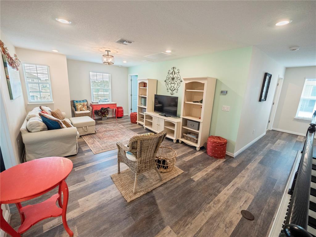 5287 WHITE BLOSSOM CIR