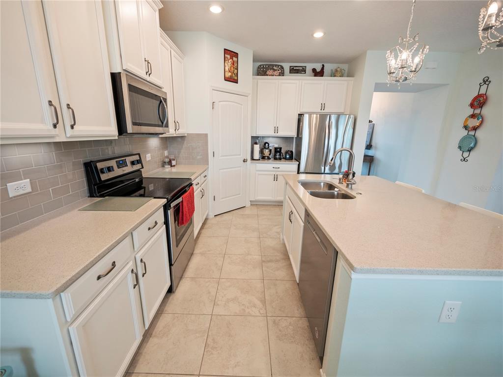 5287 WHITE BLOSSOM CIR