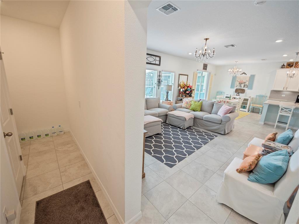 5287 WHITE BLOSSOM CIR