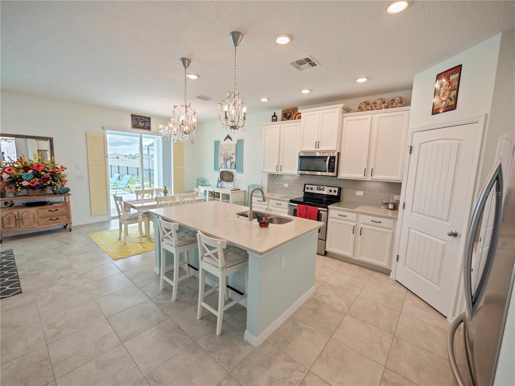 5287 WHITE BLOSSOM CIR