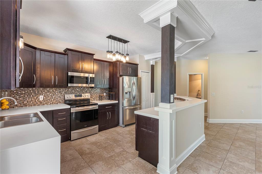 2701 GRETAGREEN CT