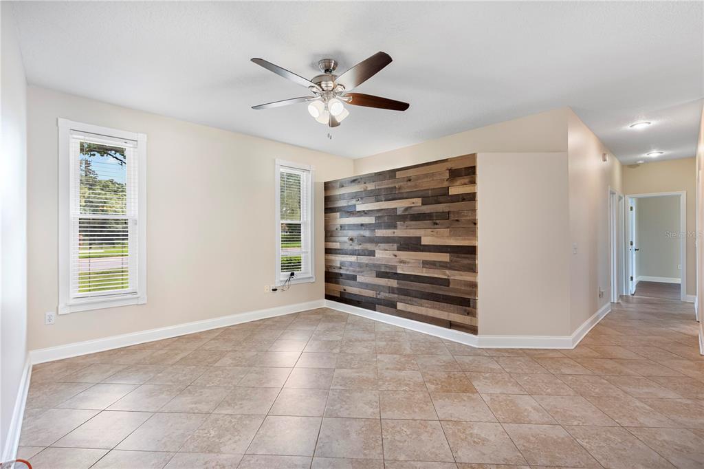 2701 GRETAGREEN CT