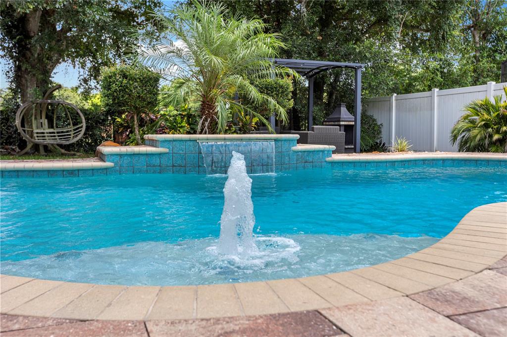 2701 GRETAGREEN CT