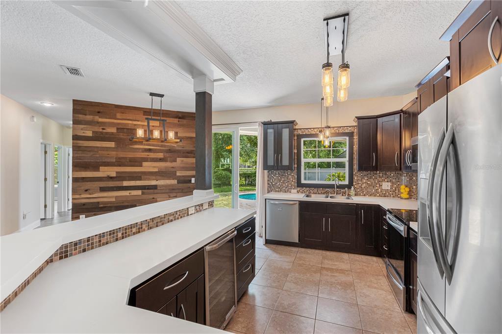 2701 GRETAGREEN CT